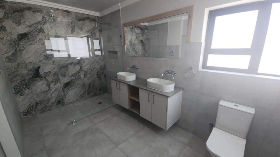 3 Bedroom Property for Sale in Monte Christo Western Cape